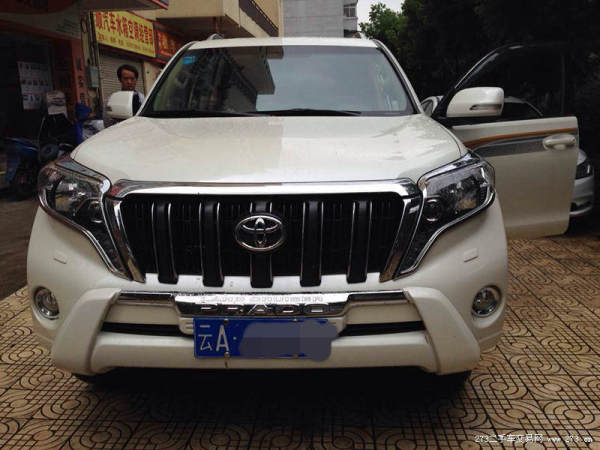 【昆明市二手丰田霸道】二手2700 中东版报价