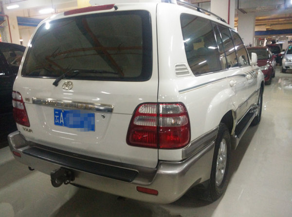 【昆明市二手丰田霸道】二手4000 VX级报价2