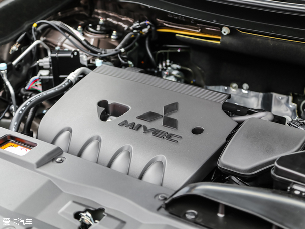 三菱(進(jìn)口)2016款歐藍(lán)德