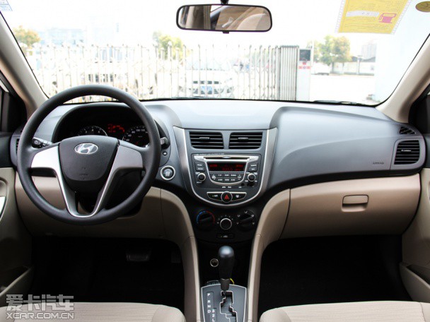 北京現(xiàn)代2014款瑞納