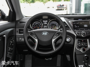 北京現代2016款朗動