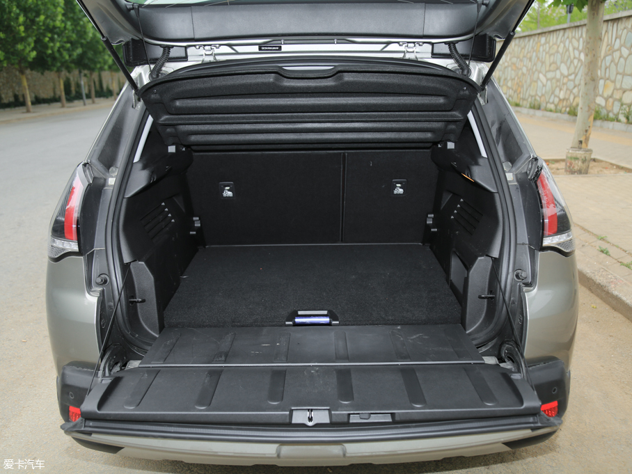 東風標致2016款標致3008