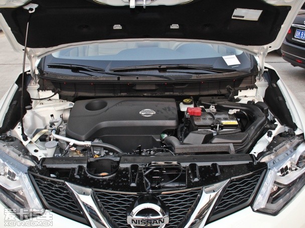 東風日產2014款奇駿