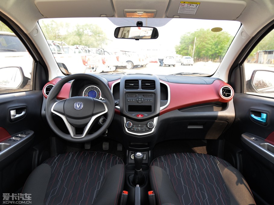 長安乘用車2015款奔奔