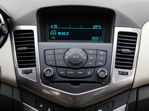 上汽通用雪佛蘭2015款科魯茲三廂