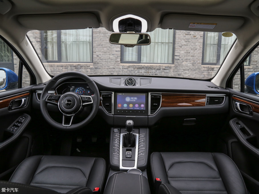 眾泰汽車2017款眾泰SR9