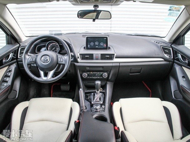 長安馬自達2014款昂克賽拉三廂