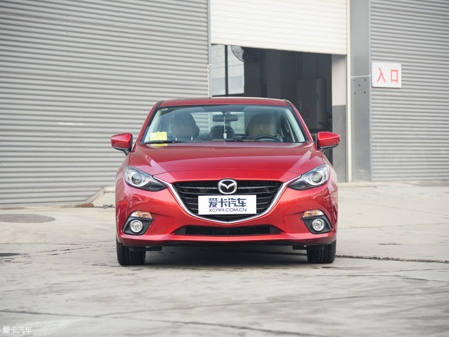 長安馬自達2016款昂克賽拉三廂