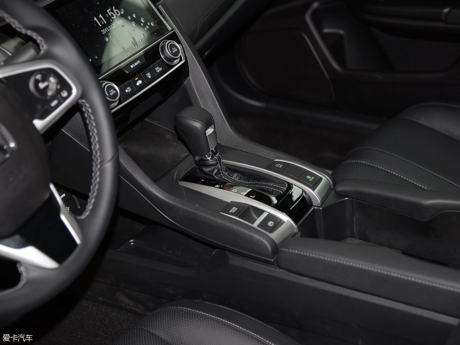 東風本田2016款思域