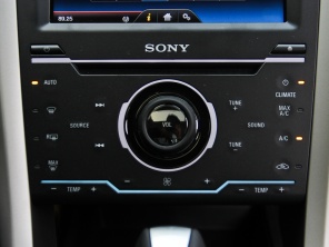 長(zhǎng)安福特2013款新蒙迪歐