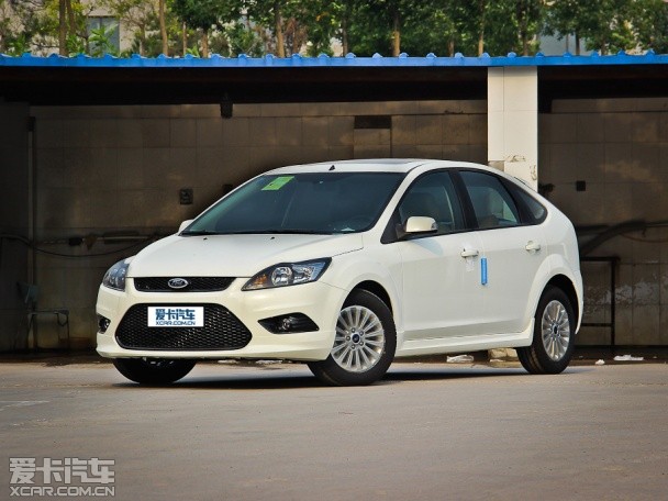 長安福特2013款經(jīng)典福克斯兩廂