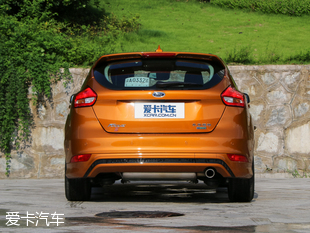 長安福特2017款新福克斯兩廂