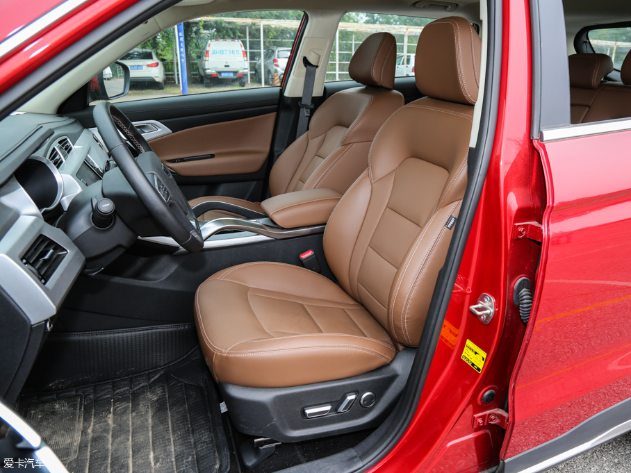 吉利汽車2016款博越