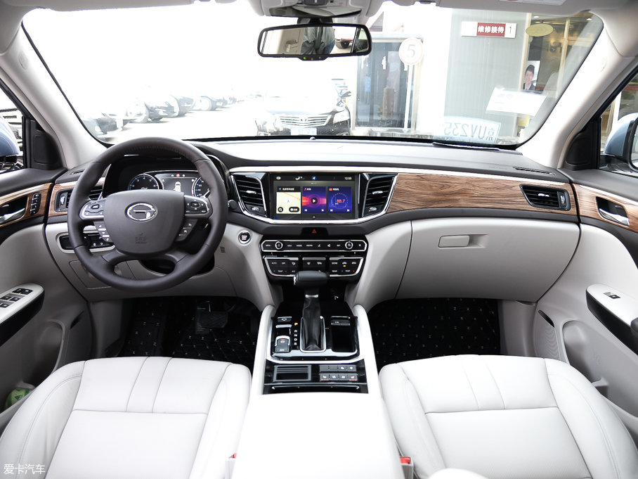 廣汽乘用車2017款傳祺GS8