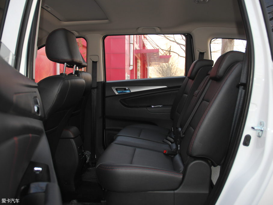 長安汽車2016款歐尚