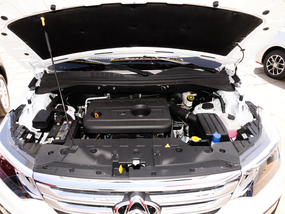 長(zhǎng)安汽車2016款長(zhǎng)安CX70