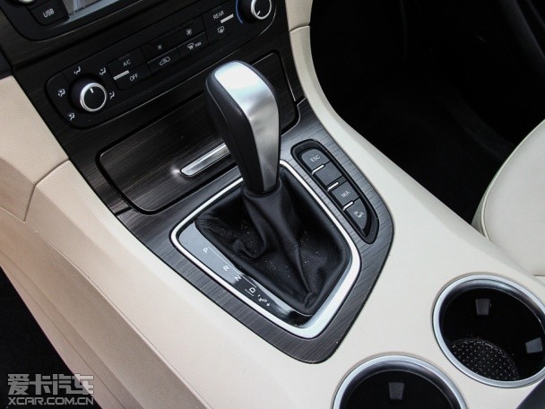 華晨華頌2015款華頌7