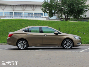 上汽通用別克2015款威朗