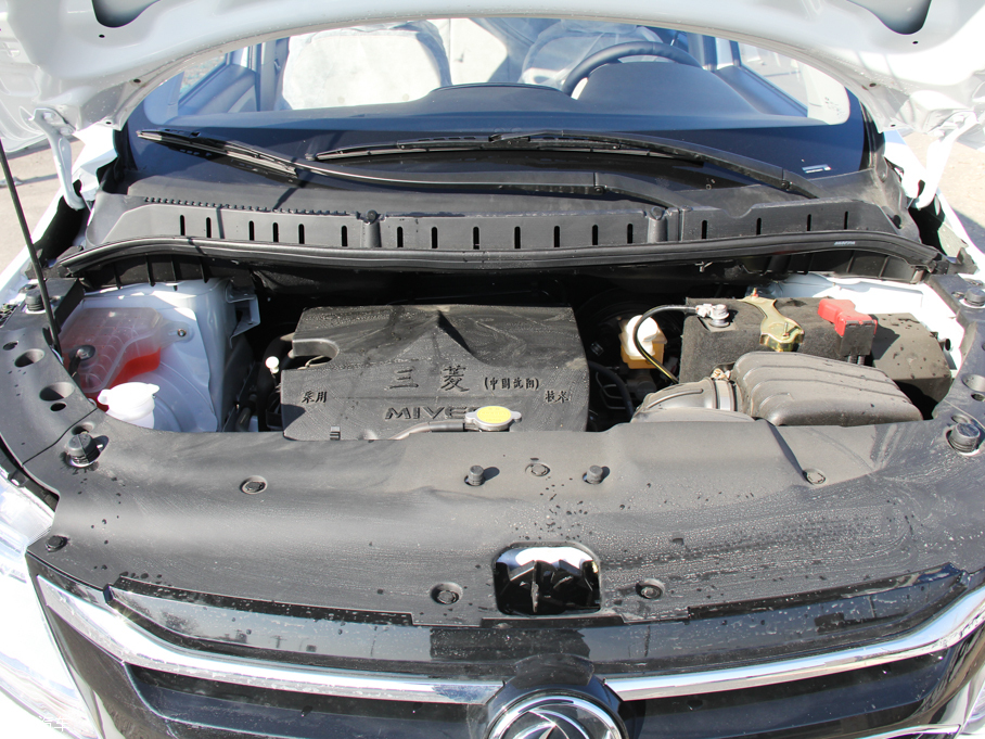 東風(fēng)風(fēng)行2016款景逸X3