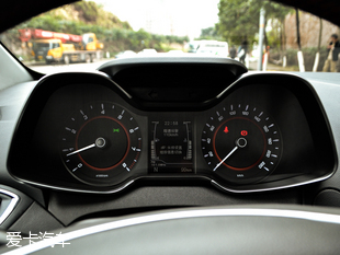 奇瑞汽車2016款艾瑞澤5