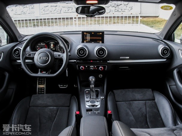 奧迪(進(jìn)口)2015款奧迪S3三廂