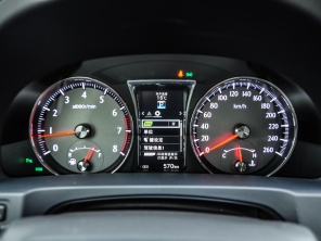 一汽豐田2015款皇冠