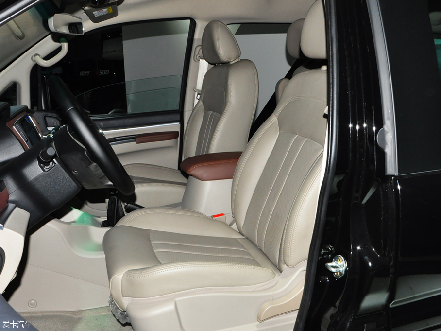 菱智F500 2016成都車展靜評