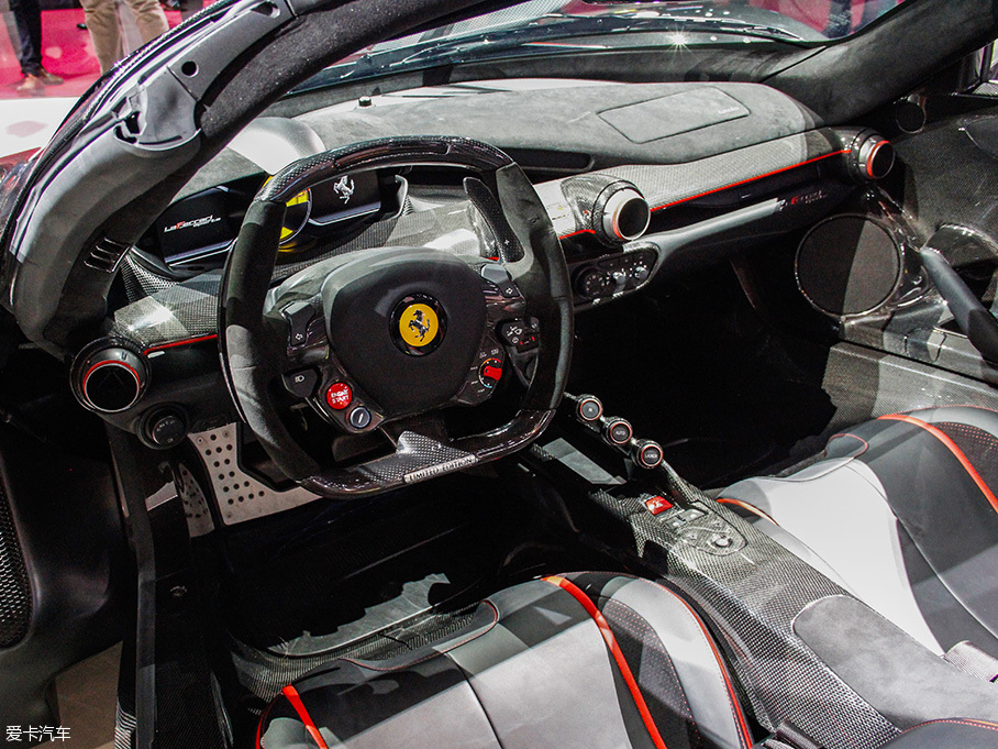LaFerrari Aperta 2016巴黎車展靜評
