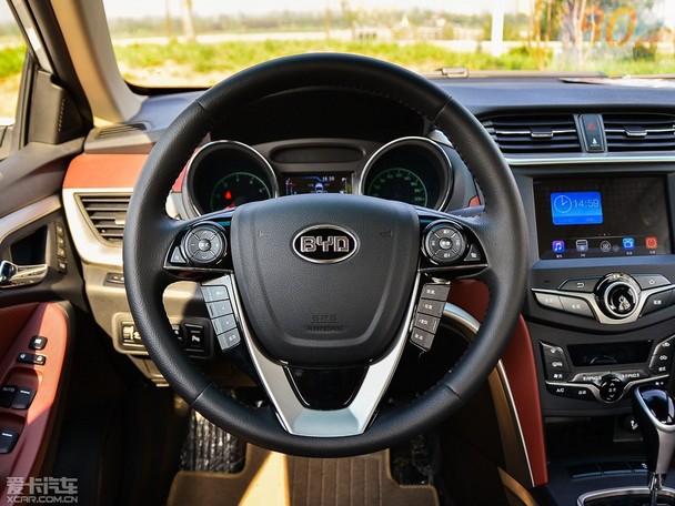 工薪車聯(lián)網(wǎng) 推薦3款配車載互聯(lián)系統(tǒng)車型