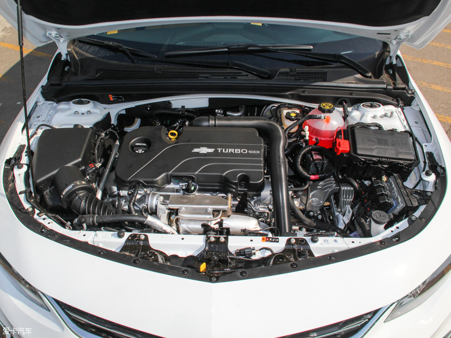 都市精英座駕 四款年輕時尚中型車對比