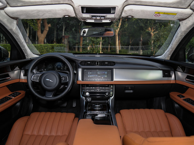 實拍奇瑞捷豹XFL