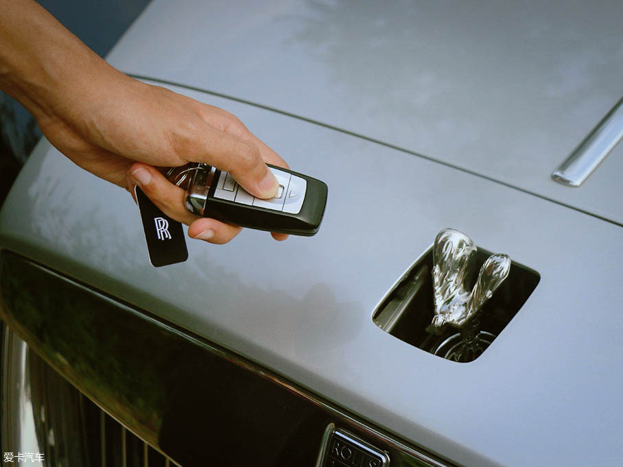 高富帥與魅影的私生活