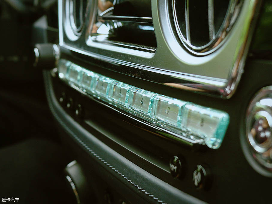 高富帥與魅影的私生活