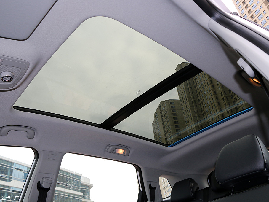 上汽榮威eRX5靜態體驗