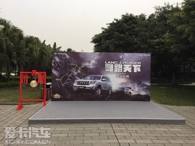 ǡֺؾһ仰ɣ--һֵȴ.ǹͬȴLAND CRUISERֲһľʻ