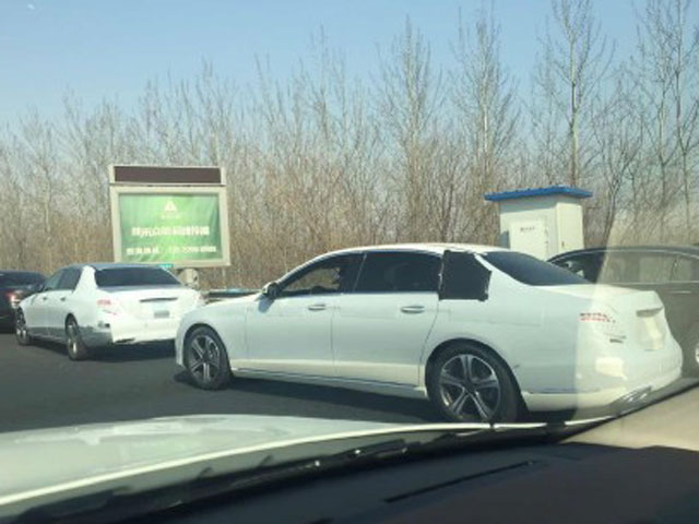 梅赛德斯-迈巴赫E级