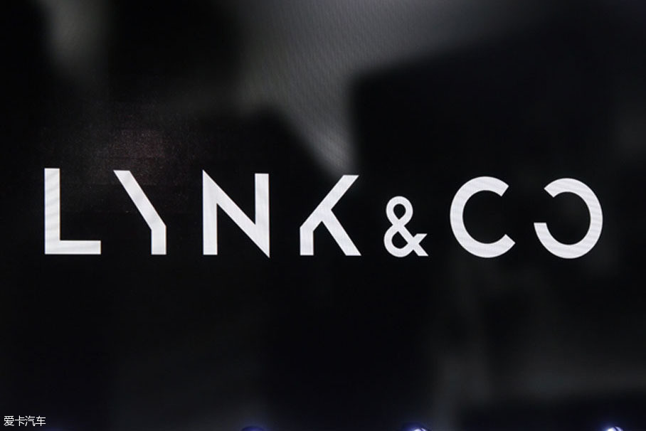 LYNK&CO 01LYNK&COƷƵ׿ͣ01λнռSUVͣȫCMAģܹ죬³ܷһڶأ