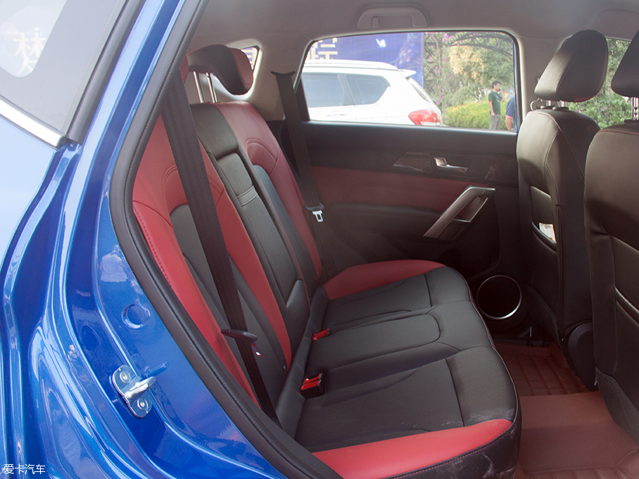 六邊形格柵更運動？哈弗H2藍標版實拍