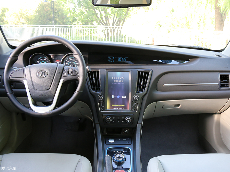 EU260車機系統(tǒng)