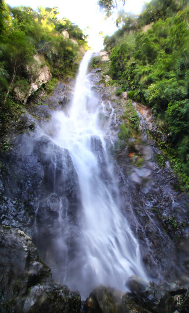 斯巴鲁鹦哥岭