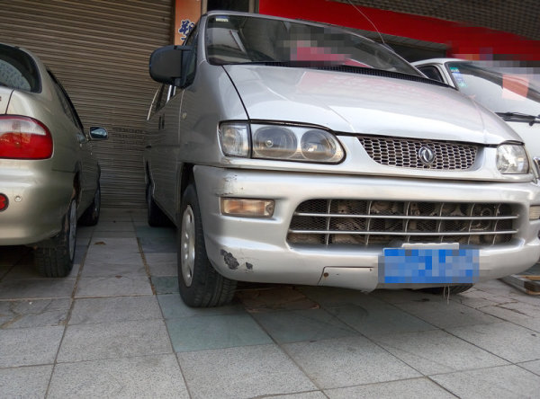 东风风行菱智 2004年上牌