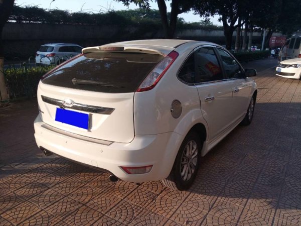 【厦门市】福特 经典福克斯两厢 2008款 1.8l 自动时尚型