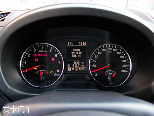 东风风度2015款MX6