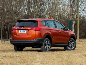一汽丰田2015款RAV4