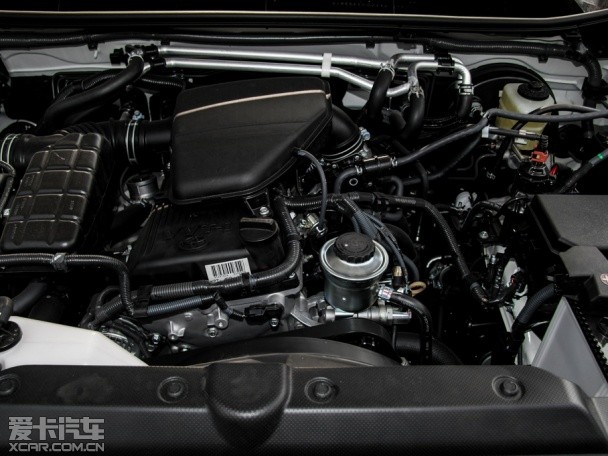 一汽丰田2015款普拉多