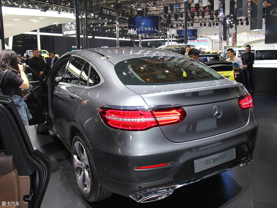 奔驰GLC Coupe暗夜套装版 更具攻击性 奔驰(进口)2016款奔驰GLC Sport SUV