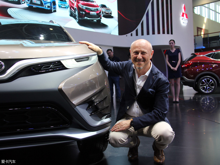 > 宾法设计融入宾利dna