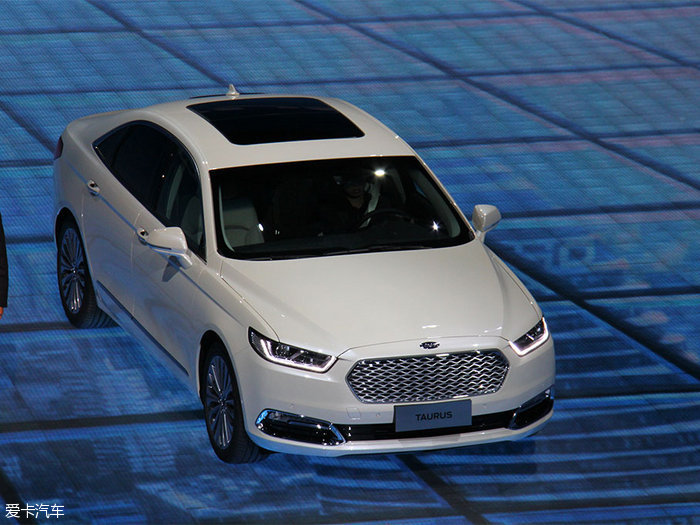 长安福特金牛座限量版(1/16)