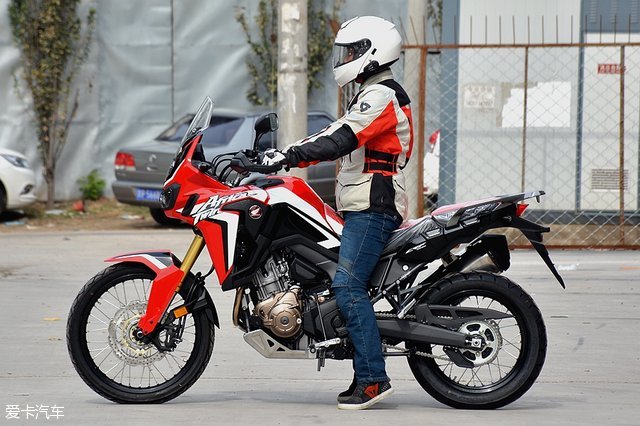 ����CRF1000L;����Africa Twin