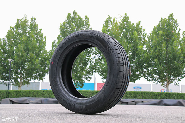 马牌contimaxcontact mc5轮胎是一款主打静音的运动型轮胎.